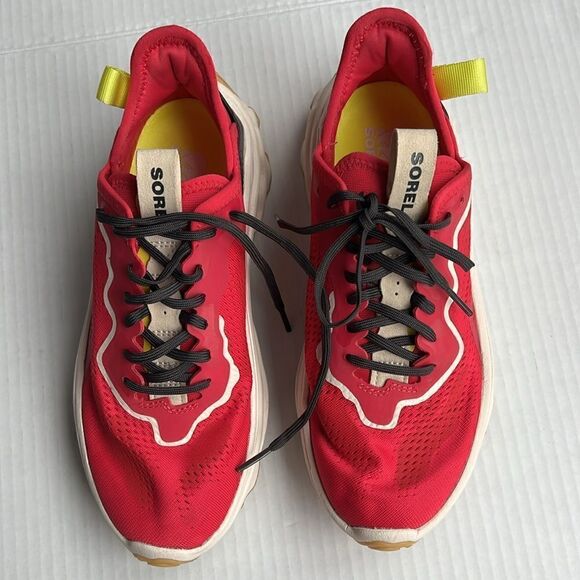 Sorel Kinetic Breakthru Day Sneakers in Pink - Picture 4 of 13